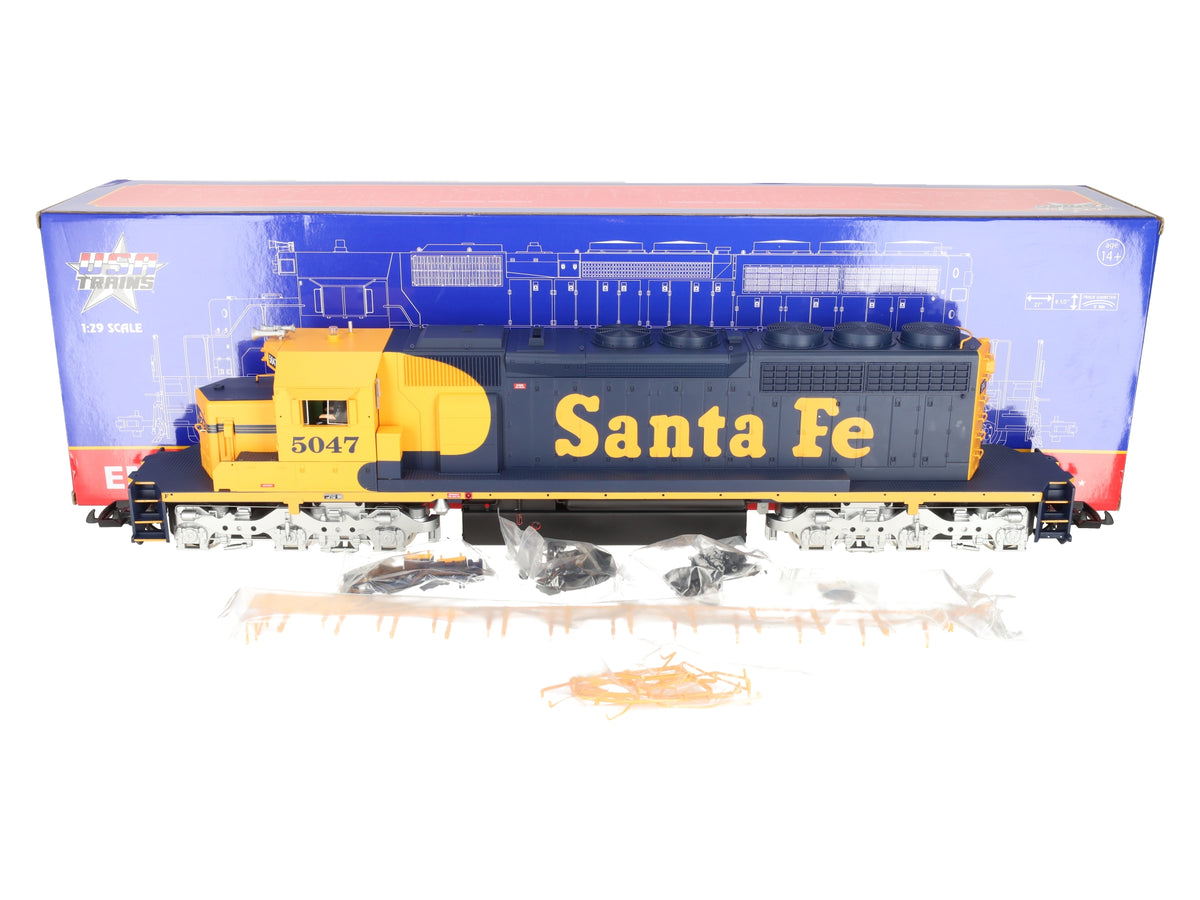 USA Trains R22301 G Scale Santa Fe SD40-2 Diesel Locomotive #5047 EX/Box