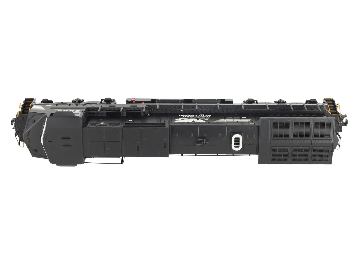 MTH 20-2944-3 O Gauge Norfolk Southern Dash-8 Non-Powered Diesel Engine #8385 EX/Box