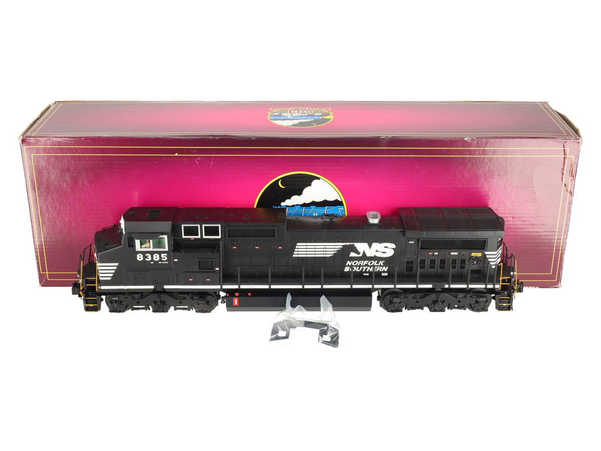 MTH 20-2944-3 O Gauge Norfolk Southern Dash-8 Non-Powered Diesel Engine #8385 EX/Box