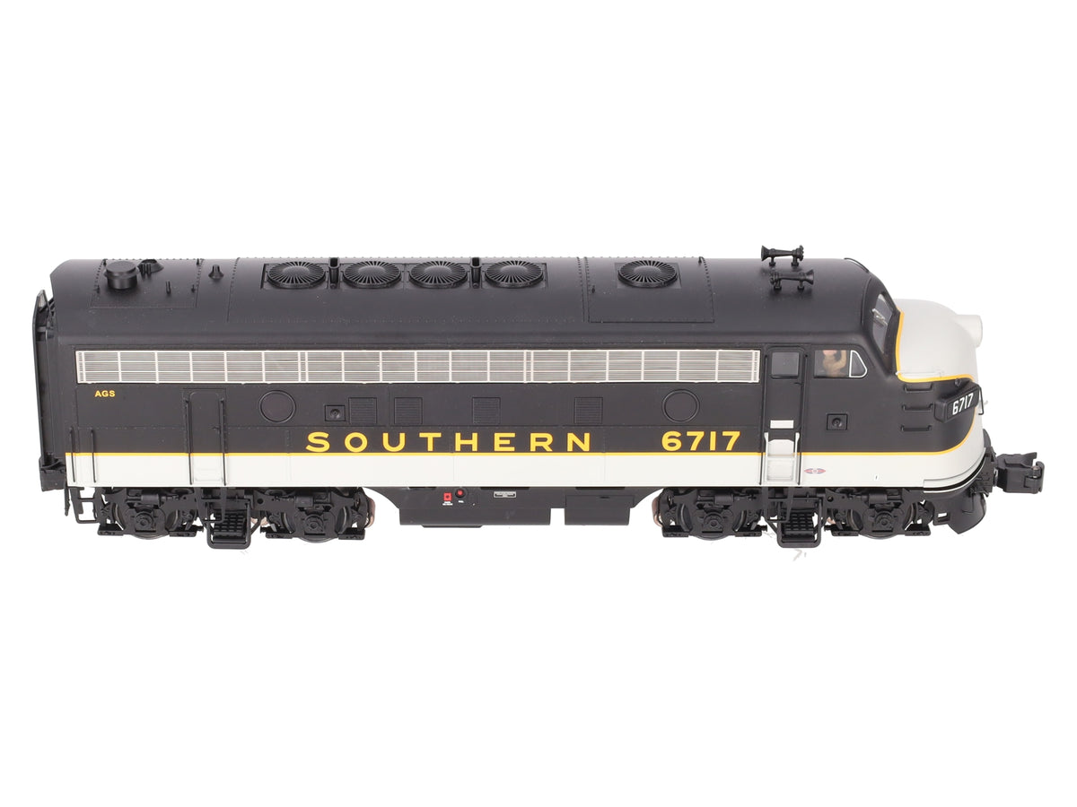 Atlas 30138100 O Southern Railroad Unpowered F-7A Diesel Locomotive #6717-3 Rail LN/Box
