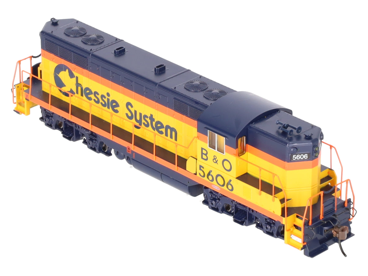 Bachmann 62403 HO Chessie System GP7 Diesel Locomotive #5606 w/ DCC