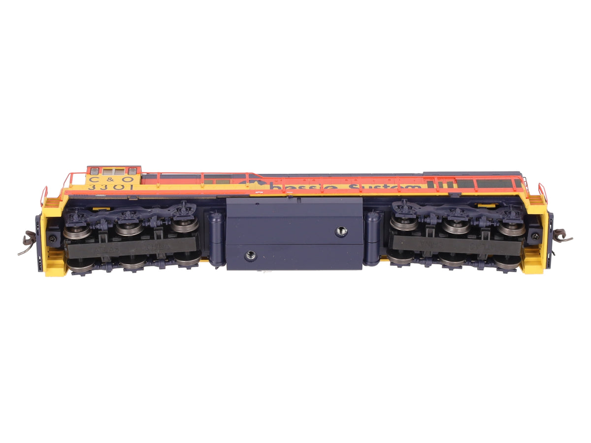 Atlas 10003921 HO Chessie System U30C Diesel Locomotive #3301 with DCC & Sound LN/Box