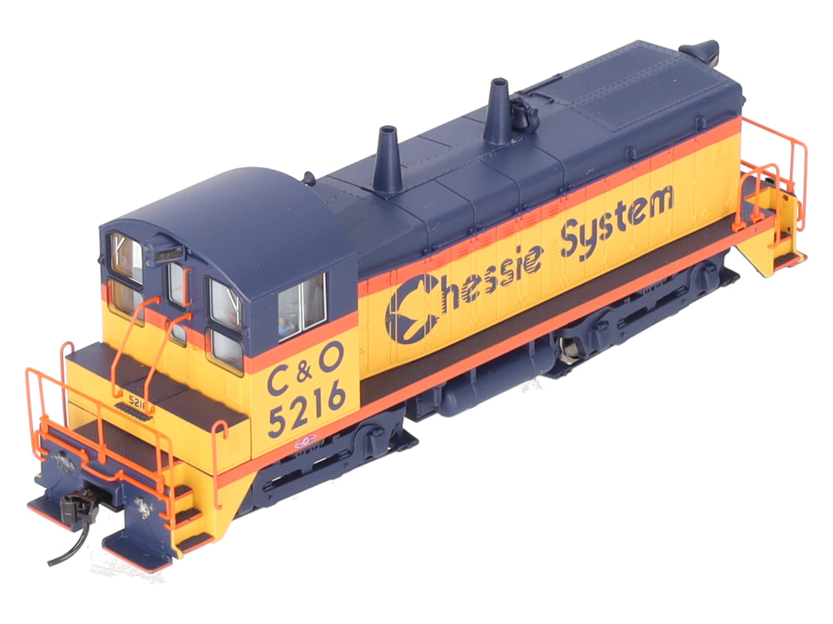 Broadway Limited 6742 HO C&O EMD SW7 Diesel Locomotive #5216 with Sound/DC/DCC LN/Box