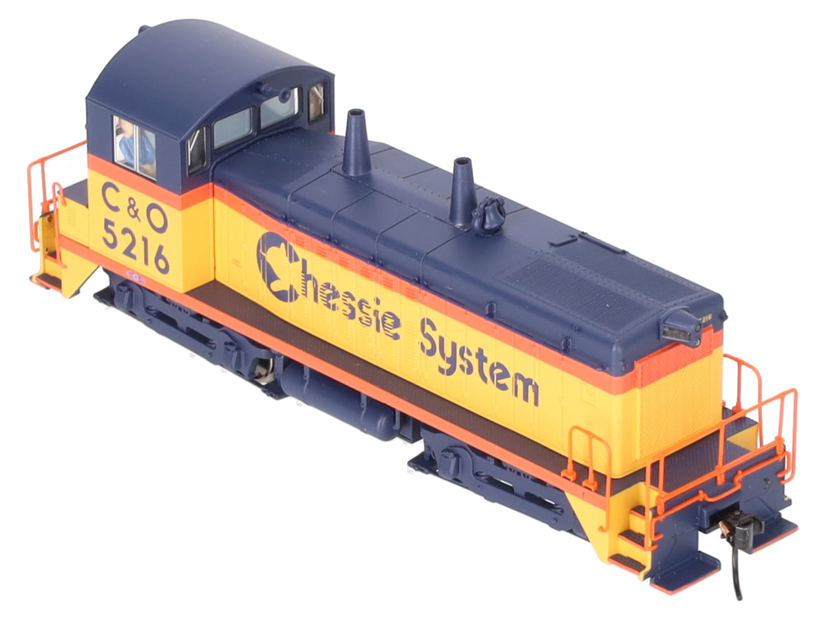 Broadway Limited 6742 HO C&O EMD SW7 Diesel Locomotive #5216 with Sound/DC/DCC LN/Box