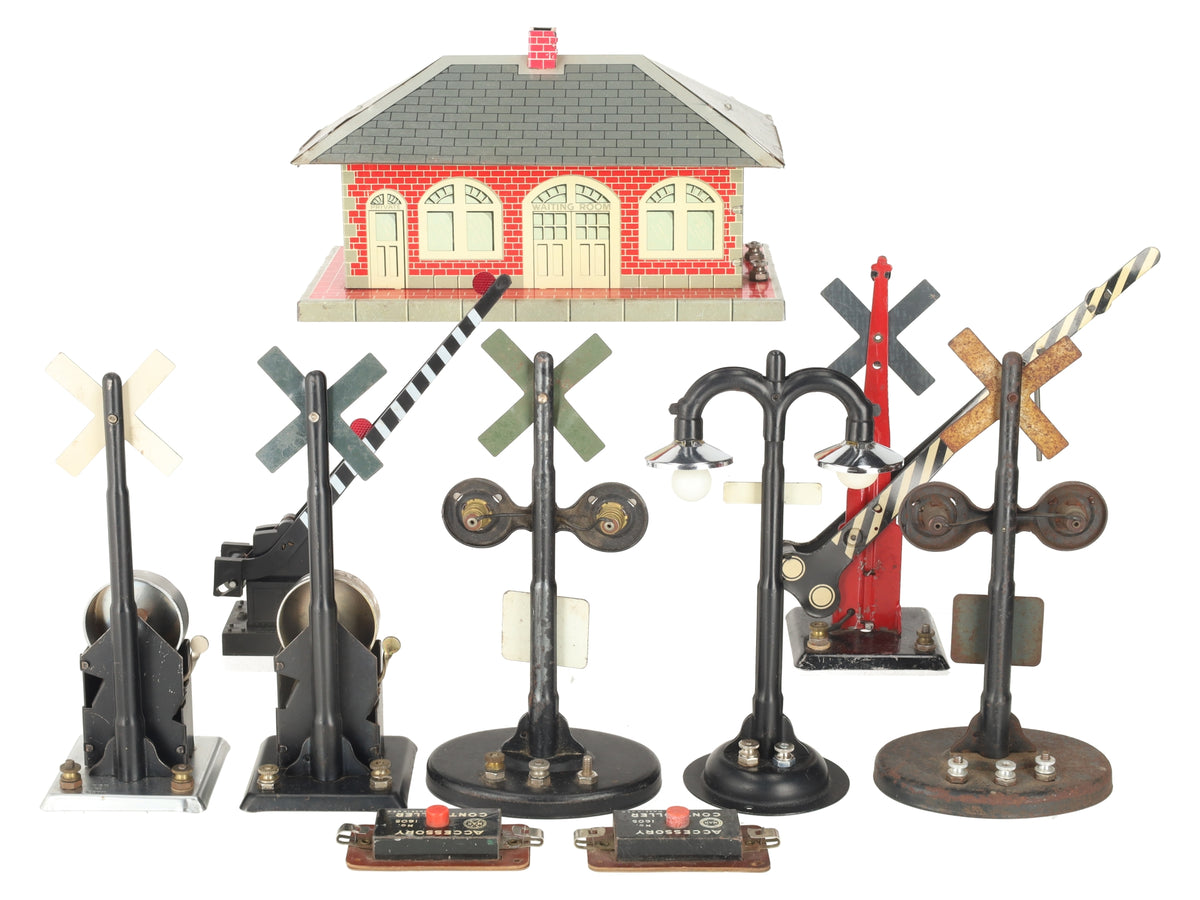 Marx Vintage O Accessories: 438, 428, 418, 423, 429, 423, 2960, 1605 [10] VG