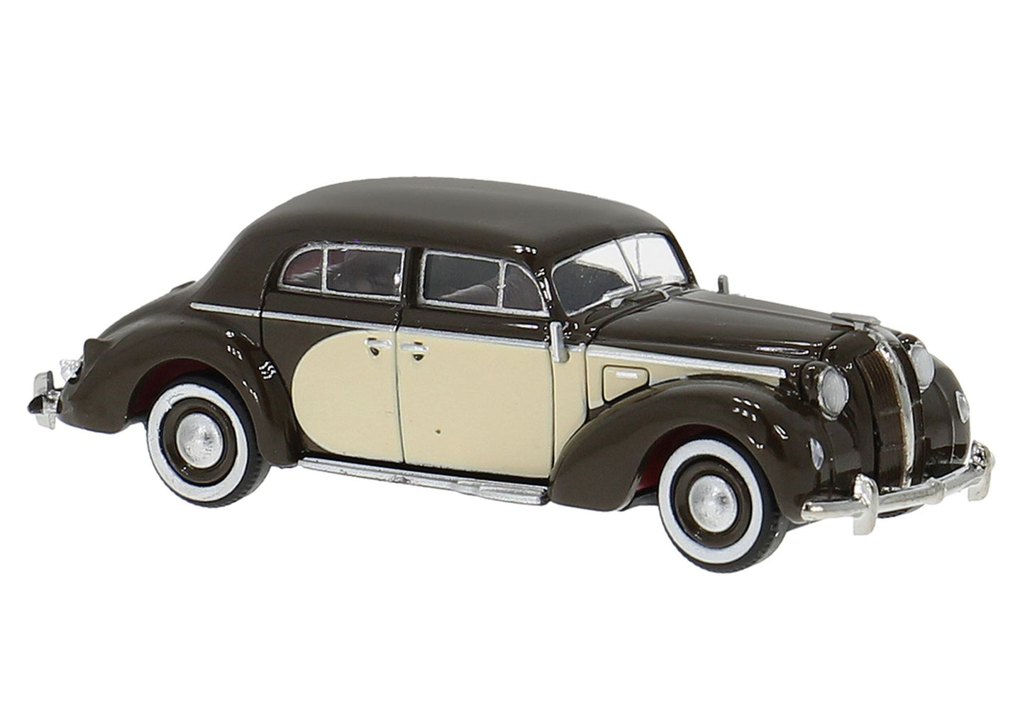 Brekina Automodelle 20458 HO Assembled Brown, Cream 1938 Opel Admiral Sedan