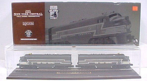 Hallmark 2333 Lionel Miniature NYC F3AA Diesel Set w/Display Case LN/Box