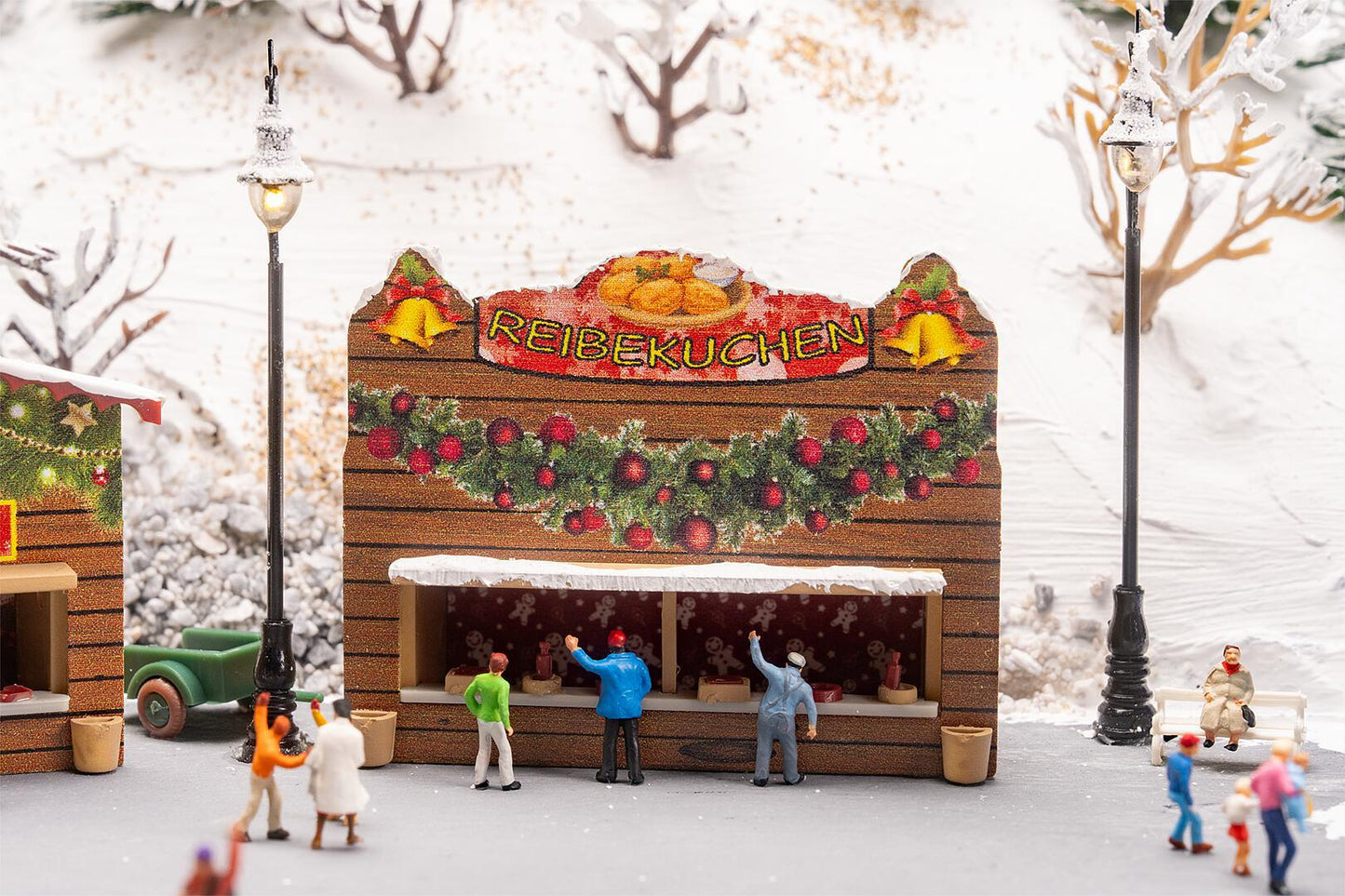 Faller 272020 N Christmas Market Stalls Building Kit (Set of 2)