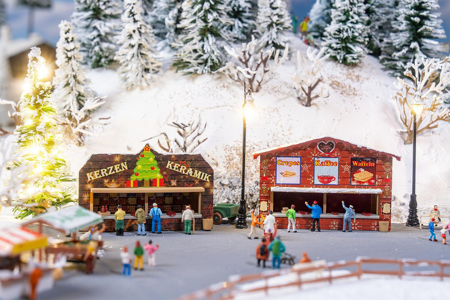 Faller 272021 N Christmas Market Stalls Building Kit (Set of 2)