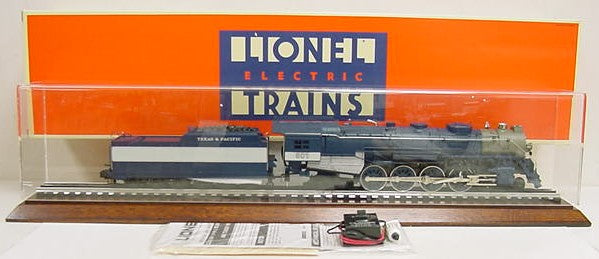 Lionel 6-18024 O Texas & Pacific L-3 4-8-2 Steam Loco & Tender #907 with Case LN/Box