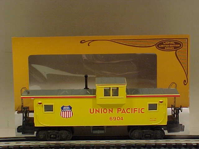 Lionel 6-6904 "O-Gauge" Union Pacific Extended Vision Caboose LN/Box