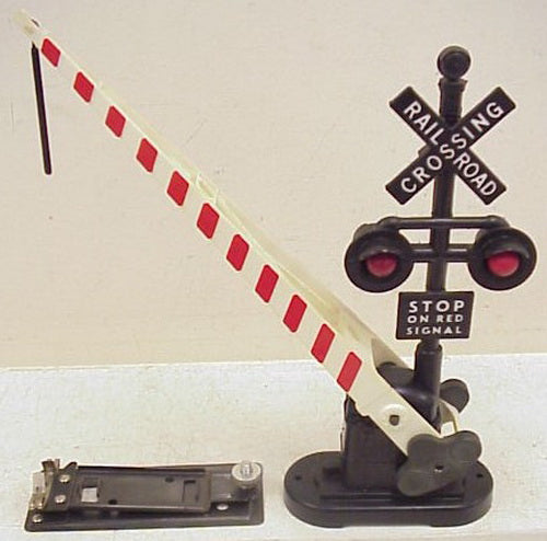 Lionel 6-62162 O Operating Crossing Gate & Signal