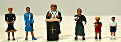 Model Power 5737 HO Scale Pastor & Congregants with Pulpit 7 pcs