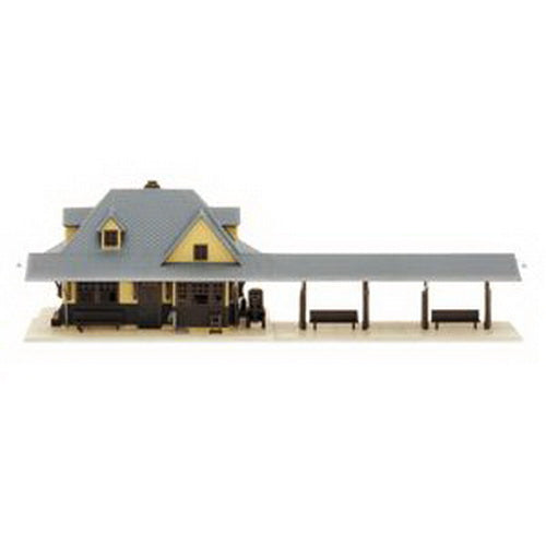 Atlas 2841 N Suburban Passenger Station Ea 3.24" x 1.25" Building Kit