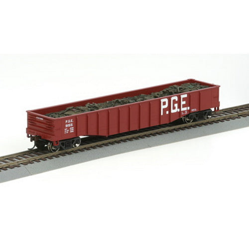 Athearn 74861 HO Scale Pacific Great Eastern 50' Gondola w/Scrap Load #9155