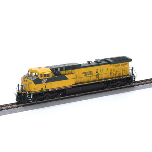 Athearn 78965 HO Chicago & North Western AC4400 Diesel Locomotive #8819