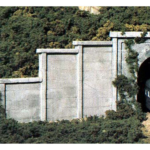 Woodland Scenics C1258 HO Concrete Retaining Walls (Box of 3)