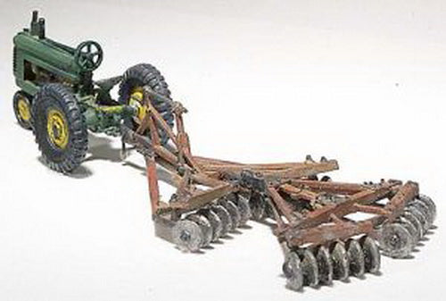 Woodland Scenics D207 HO 1938-1946 Disc & Farm Tractor Metal Kit