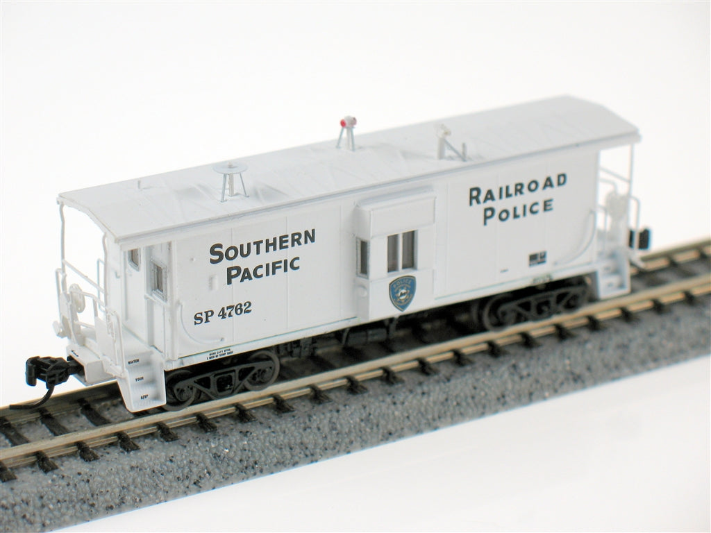 Athearn 23251 N Southern Pacific Bay Window Caboose Police White #4762