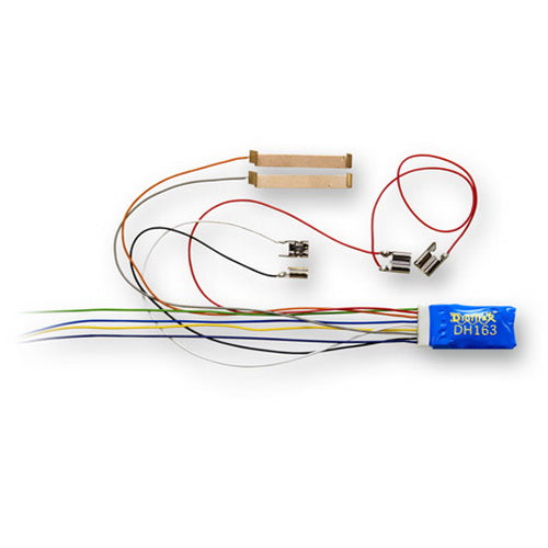 Digitrax DH163AT HO 1.5 Amp Mobile Decoder for Athearn Standard Locomotives