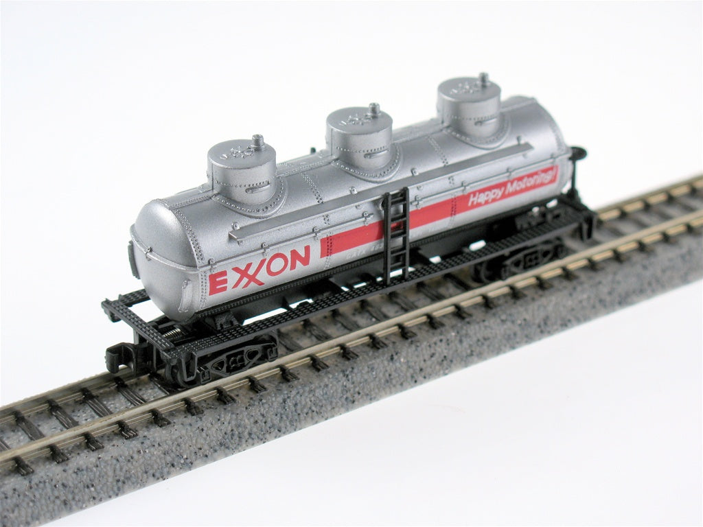 Model Power 83411 40' 3-Dome Tank Exxon