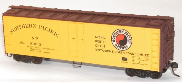 Accurail 8301 HO Scale Northern Pacific 40' Steel Reefer - Road #: 91063
