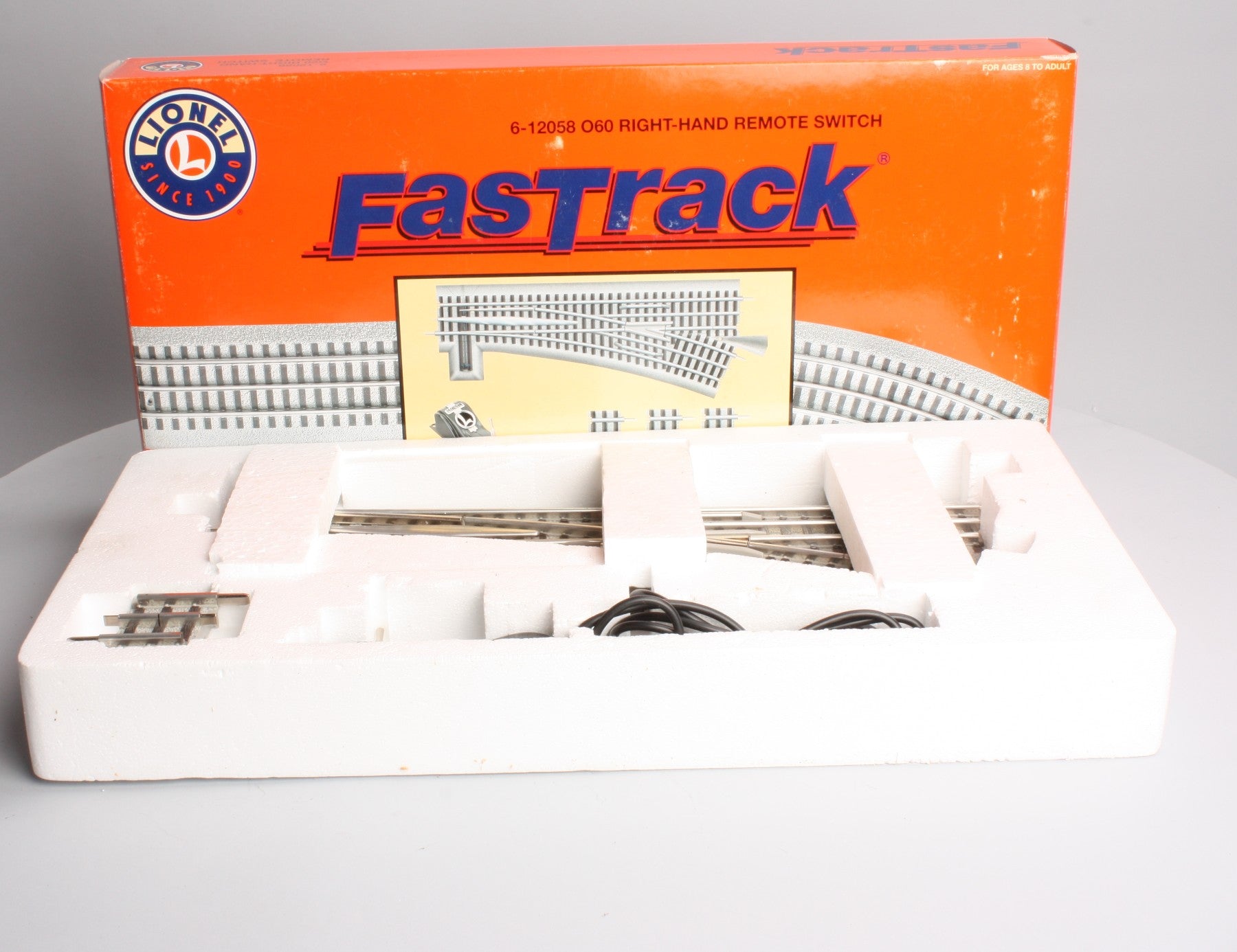 Lionel 6-12058 O O60 Right Hand Remote-Control FasTrack Switch Turnout