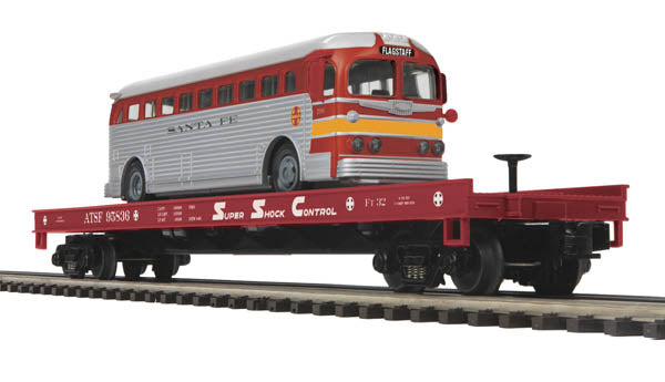 MTH 20-98832 O Gauge Santa Fe Flat #95836 with Die-Cast Greyhound Bus