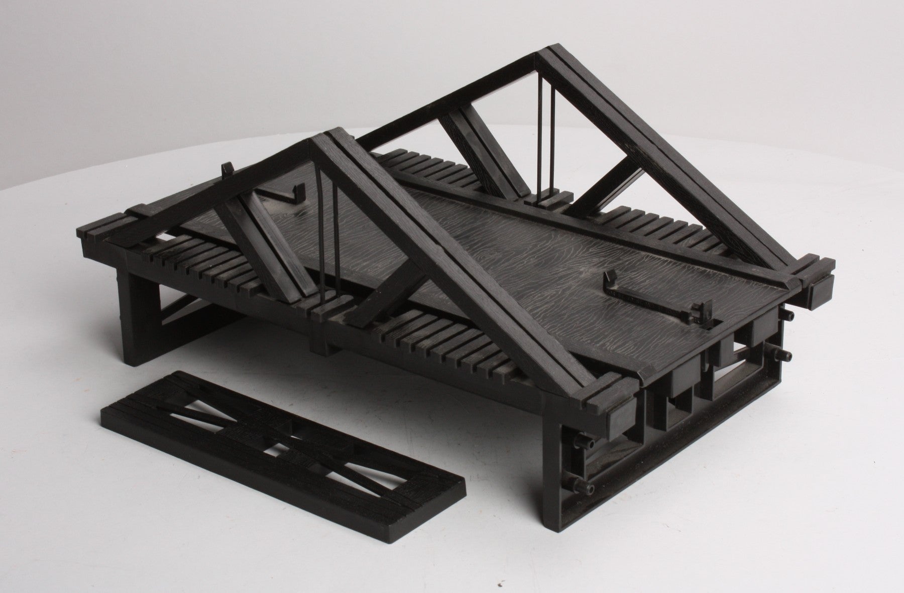 Bachmann 96229 G Scale Wood 'A' Frame Wood Style Bridge