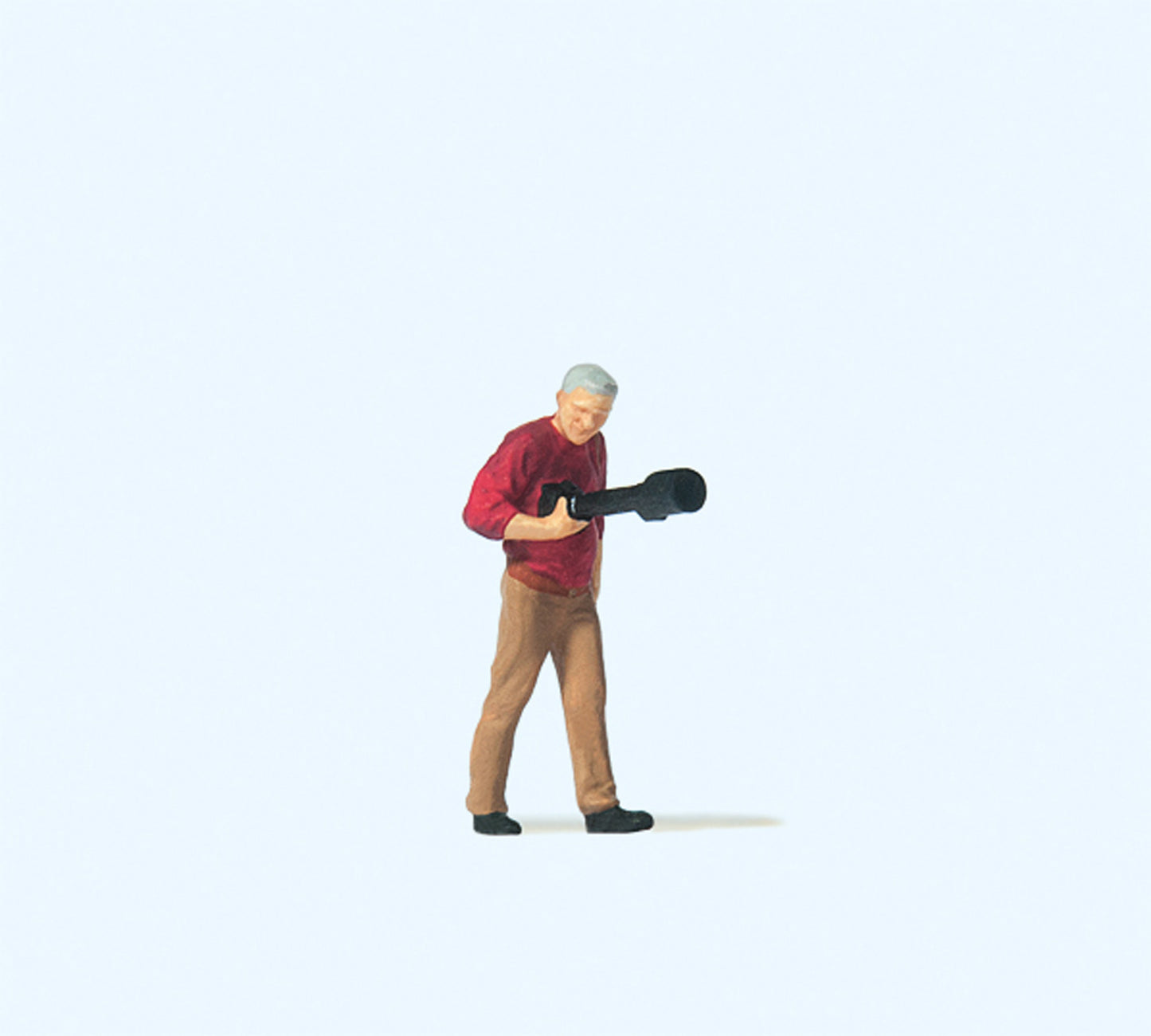 Preiser 28245 HO Photographer with Zoom Lens Camera Figure