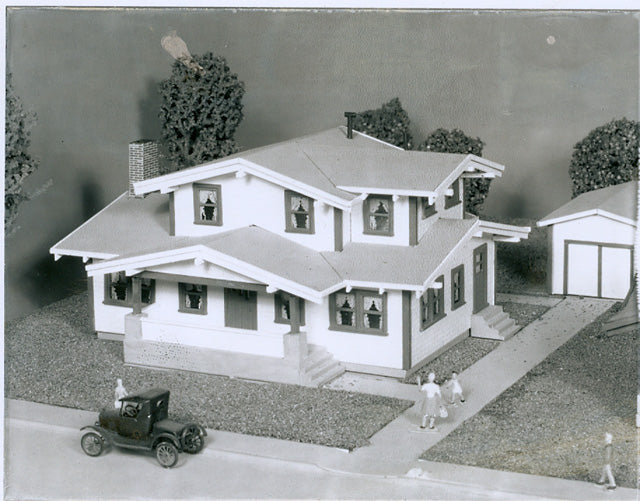 Alpine Division Scale Models 577 HO Dr. Whyte's Bungalow w/Garage Kit