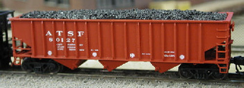 Bluford Shops 14062 N ATSF 14-Panel 70-Ton 3-Bay Hopper (Pack of 2)