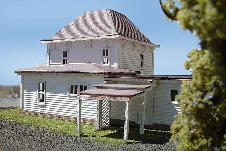 Branchline Trains 602 HO Dwight Eisenhower Boyhood Home - Laser-Art Kit