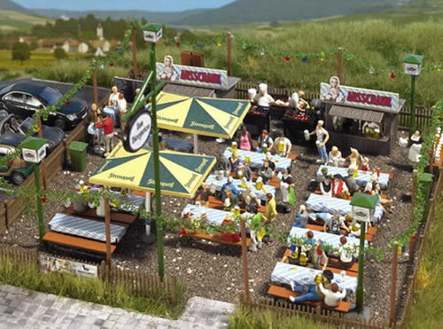 Busch 1046 Beer Garden Set