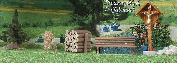 Busch 1148 HO Wayside Cross With Accessories