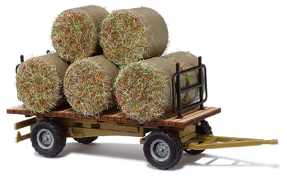 Busch 44930 HO Scale Assembled Hay Trailer with Round Baled Load