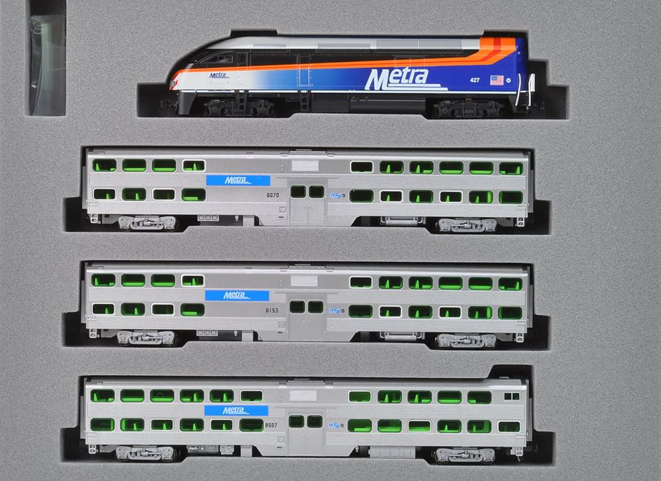 Kato 106-8701 N Scale Chicago Metra MP36PH Bi-Level Commuter Train 4-Unit Set