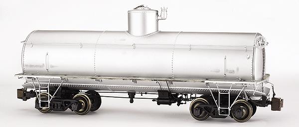 Spectrum 88498 1:20.3 Scale Undecorated Frameless Tank Car - Metal Wheels