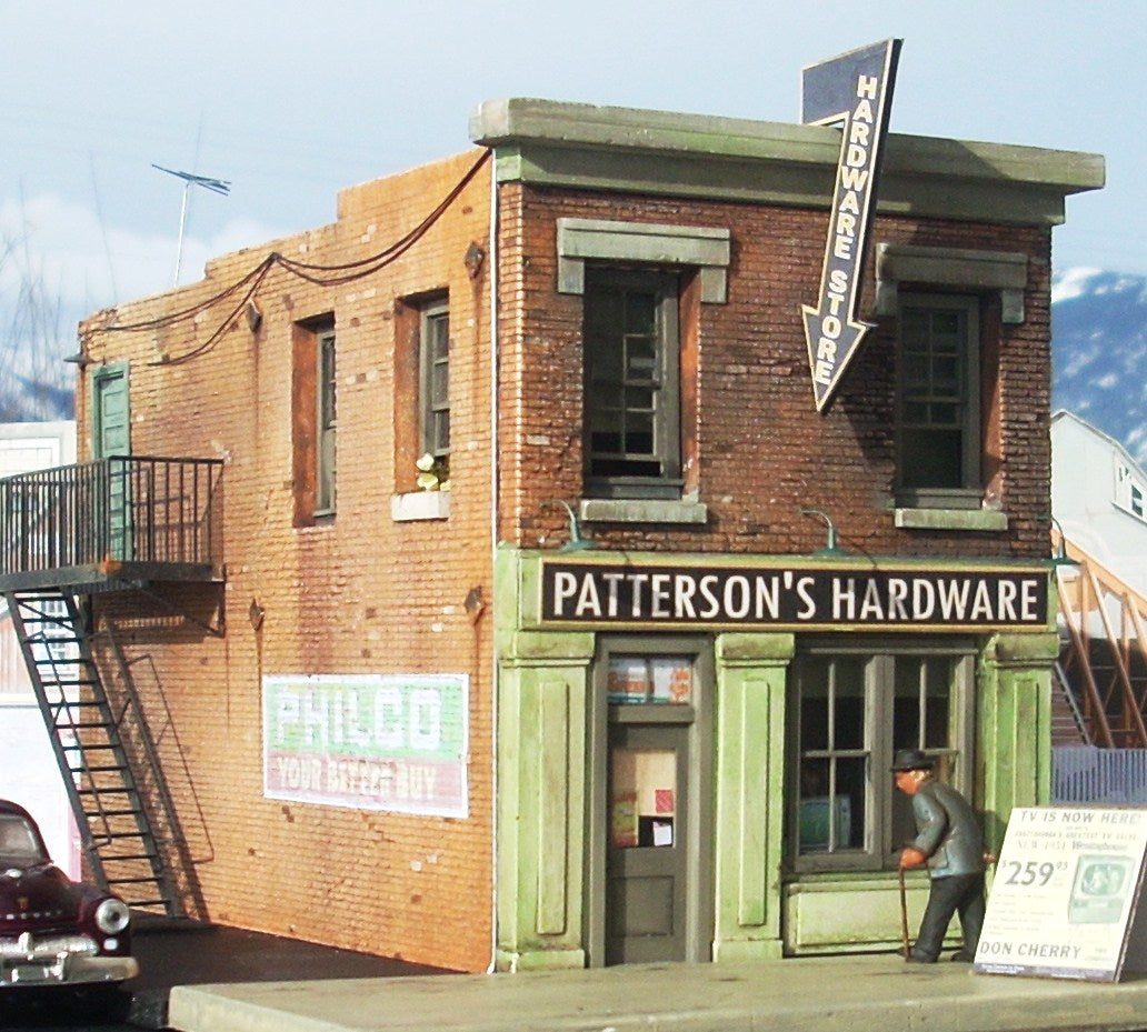 Downtown Deco DD-1049 HO Patterson's Hardware Building Kit