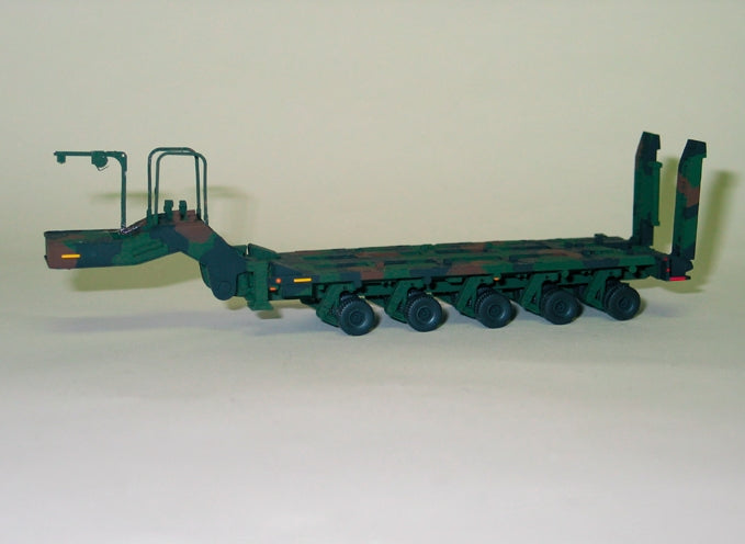 Trident Miniatures 81002 1:87 US/NATO 5-Axle Heavy Flatbed Plastic & Metal Kit