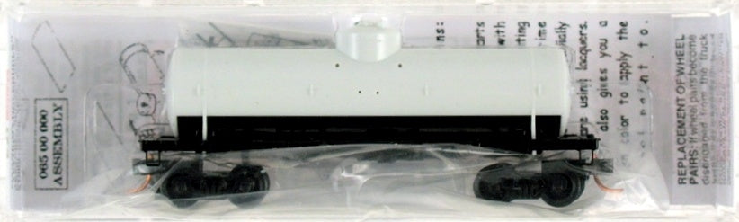 Micro-Trains 06500000 N Undecorated 39' Single-Dome Tank Car