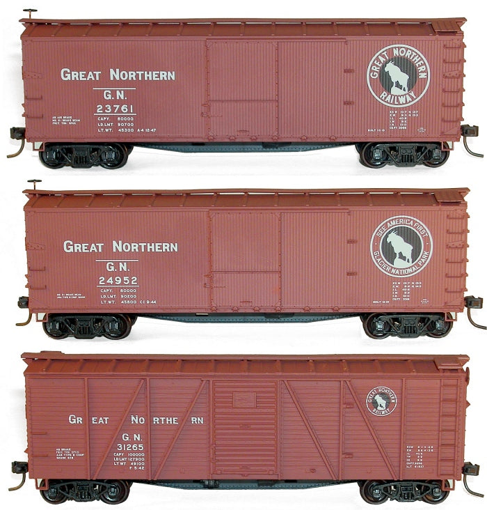 Accurail 8039 HO Great Northern 40' Boxcars (Set of 3)