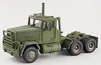 Trident Miniatures 90051 1:87 US/NATO M915 3-Axle Semi Tractor Plastic Kit