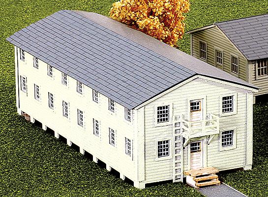 Micro-Trains 79990914 Z 2-Story Military Barracks Kit