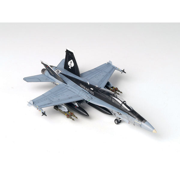 Academy 12422 1:72 F/A-18D Hornet US Marines Corps Military Aircraft Plane Kit
