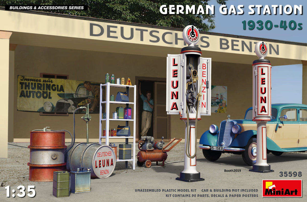 MiniArt 35598 1:35 1930-40s German Gas Station Plastic Kit