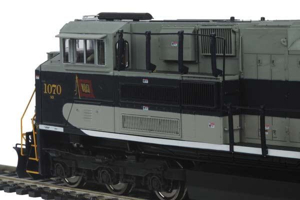 MTH 80-2247-1 HO Scale Wabash SD70ACe Diesel Locomotive #1070