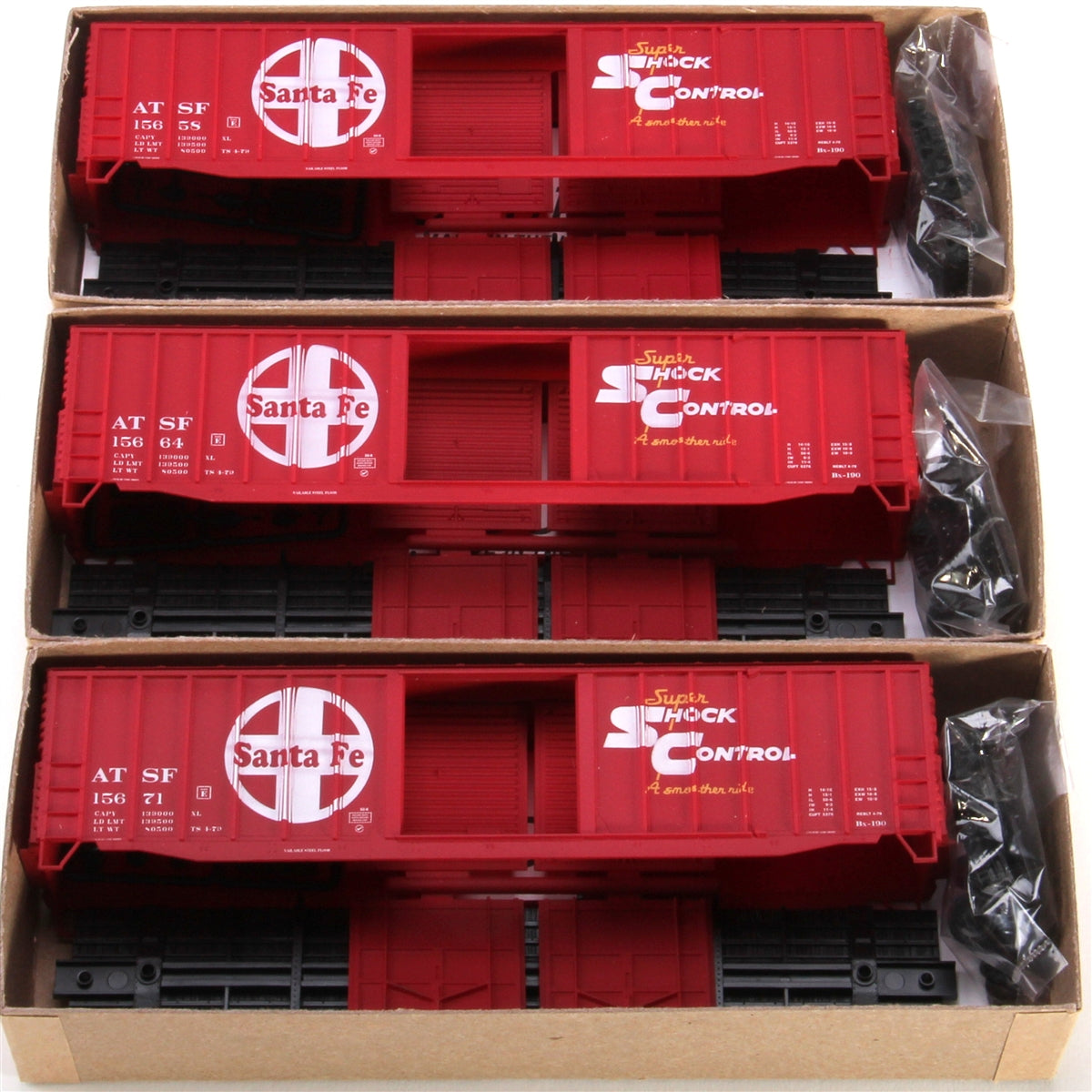 Accurail 8030 HO Santa Fe ATSF 50' Steel Exterior Post Boxcar Kit (Set of 3)