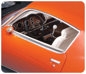 AMT 635 1:25 '1970½ Chevy Camaro Z28 Plastic Model Kit