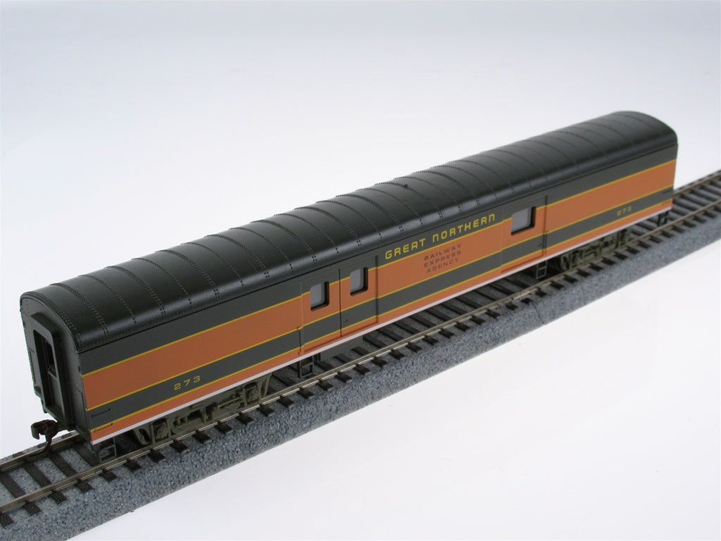 Con-Cor 0001-001023 72' Great Northern Empire Baggage Kit